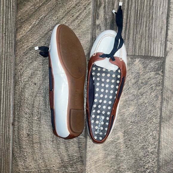 Sperry Navy,Brown and White Loafers Nautical-Inspired Flats - Picture 2 of 3